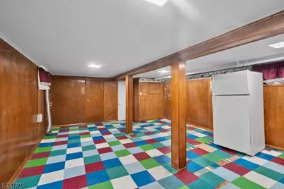 121 Schofield St, Newark, NJ 07106 - Photo 24