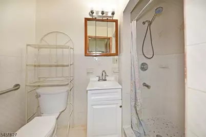 23-16 Ward St, Fair Lawn, NJ 07410 - Photo 16