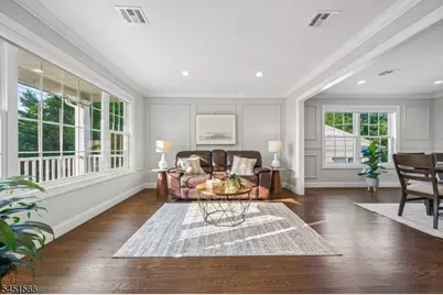 9 Burnet Hill Rd, Livingston, NJ 07039 - Photo 6