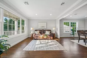9 Burnet Hill Rd, Livingston, NJ 07039 - Photo 6
