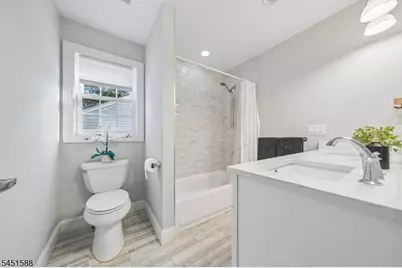 9 Burnet Hill Rd, Livingston, NJ 07039 - Photo 34
