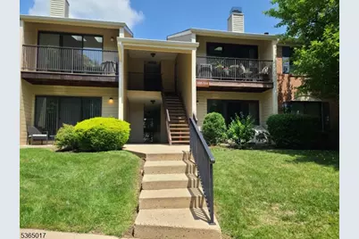 113 Irving Pl, Bernards Township, NJ 07920 - Photo 2