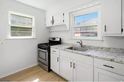 234 Prospect St, Dover, NJ 07801 - Photo 16