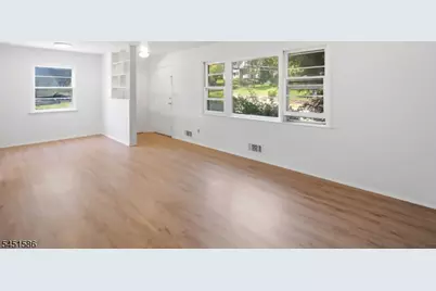 234 Prospect St, Dover, NJ 07801 - Photo 8