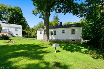 234 Prospect St, Dover, NJ 07801 - Photo 22