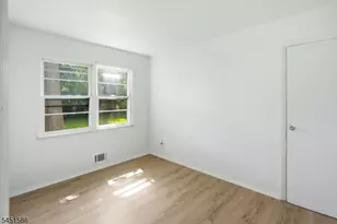234 Prospect St, Dover, NJ 07801 - Photo 8