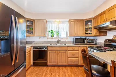 114 Hadley Ave, Clifton, NJ 07011 - Photo 10