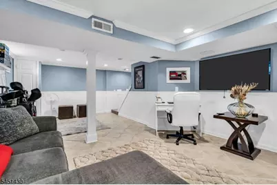22 Macarthur Ave, Cranford Township, NJ 07016 - Photo 20