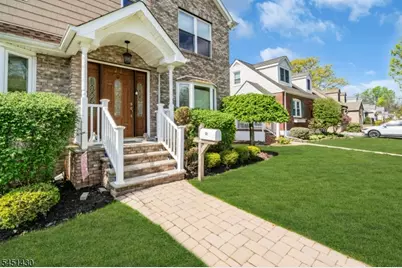 22 Macarthur Ave, Cranford Township, NJ 07016 - Photo 4