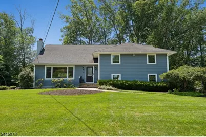 27 Shadowlawn Dr, Livingston, NJ 07039 - Photo 2