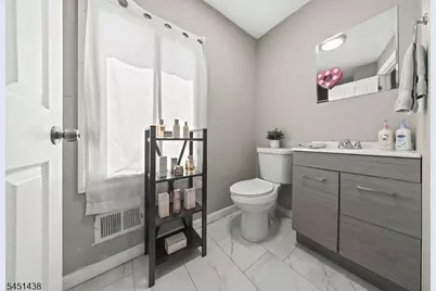 201 3rd St, Elizabeth, NJ 07206 - Photo 10