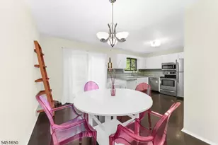 111 Alpine Ct, Stanhope, NJ 07874 - Photo 14