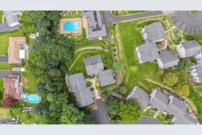 111 Alpine Ct, Stanhope, NJ 07874 - Photo 28