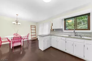 111 Alpine Ct, Stanhope, NJ 07874 - Photo 12