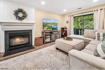 705 Thoreau Ct #705, Mahwah, NJ 07430 - Photo 12