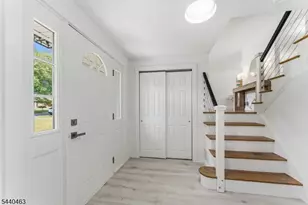 8 Crest Dr, Bridgewater Twp., NJ 08805 - Photo 2