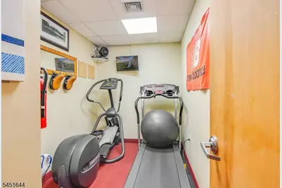 383 Northfield Ave, West Orange Township, NJ 07052 - Photo 22