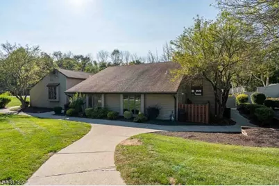6 Sparrow Circle, Hampton Township, NJ 07860 - Photo 18