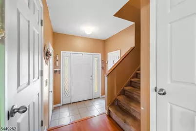 6 Sparrow Circle, Hampton Township, NJ 07860 - Photo 2