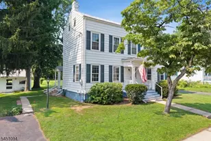 65 Washington St, Rocky Hill, NJ 08553 - Photo 2