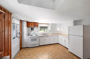 65 Washington St, Rocky Hill, NJ 08553 - Photo 16