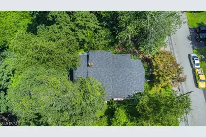 33 William St, Lincoln Park, NJ 07035 - Photo 6