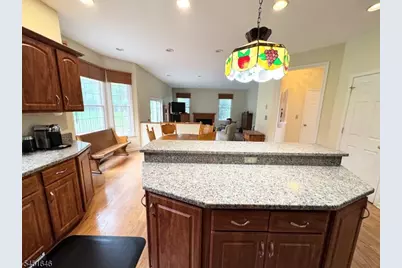 80 Plum Brook Rd, Raritan Township, NJ 08822 - Photo 10