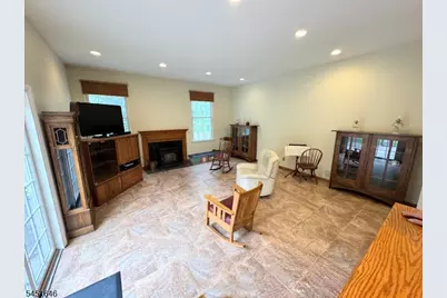 80 Plum Brook Rd, Raritan Township, NJ 08822 - Photo 6