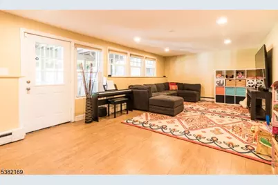 58 West Dr, Livingston, NJ 07039 - Photo 12