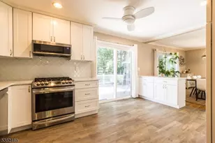 58 West Dr, Livingston, NJ 07039 - Photo 10
