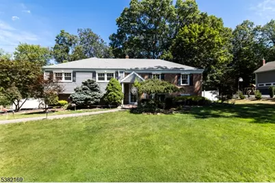 58 West Dr, Livingston, NJ 07039 - Photo 2