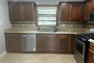 42 Edgewood Ter., Bridgewater, NJ 08807 - Photo 4