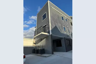 99 Columbia Ave #1, Jersey City, NJ 07307 - Photo 2
