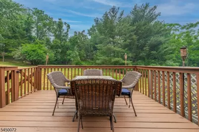 7 Bowfell Ct, Wayne, NJ 07470 - Photo 2