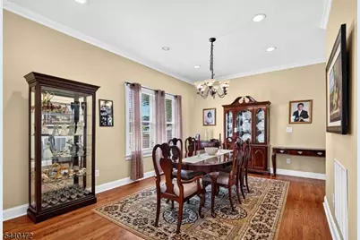123 Gibson Blvd, Clark Township, NJ 07066 - Photo 16