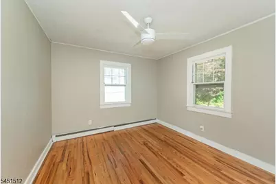65 Kraft Pl, Ringwood, NJ 07456 - Photo 12