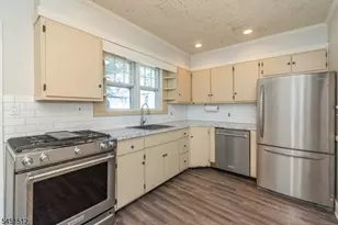 65 Kraft Pl, Ringwood, NJ 07456 - Photo 10