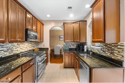 54 Indian Field Dr, Hardyston Township, NJ 07419 - Photo 12