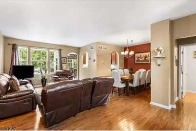 54 Indian Field Dr, Hardyston Township, NJ 07419 - Photo 4