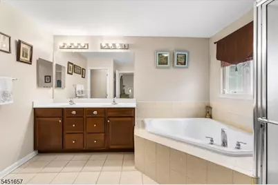 54 Indian Field Dr, Hardyston Township, NJ 07419 - Photo 24