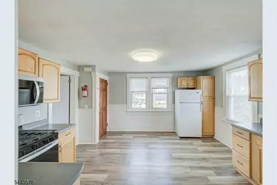 508 Brooks Blvd, Manville, NJ 08835 - Photo 10