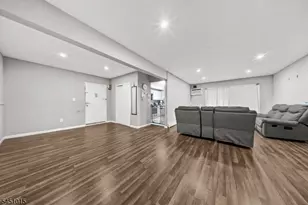 747-757 N Broad St, Elizabeth, NJ 07208 - Photo 16