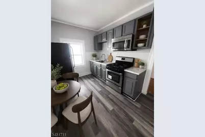 107 Vassar Ave, Newark, NJ 07112 - Photo 2