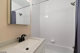 43 Manchester Ct, Kinnelon, NJ 07405 - Photo 14