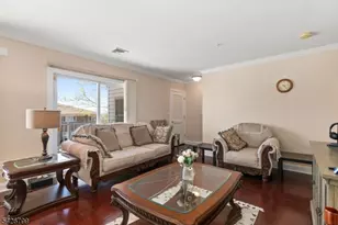 43 Manchester Ct, Kinnelon, NJ 07405 - Photo 6