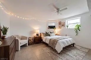 127 N 16th St, East Orange, NJ 07017 - Photo 16