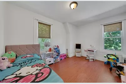 127 N 16th St, East Orange, NJ 07017 - Photo 16