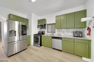 127 N 16th St, East Orange, NJ 07017 - Photo 10