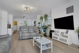 127 N 16th St, East Orange, NJ 07017 - Photo 4
