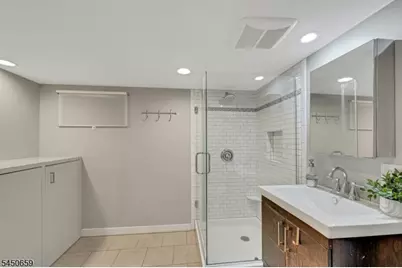 148 Essex Ave, Glen Ridge, NJ 07028 - Photo 28